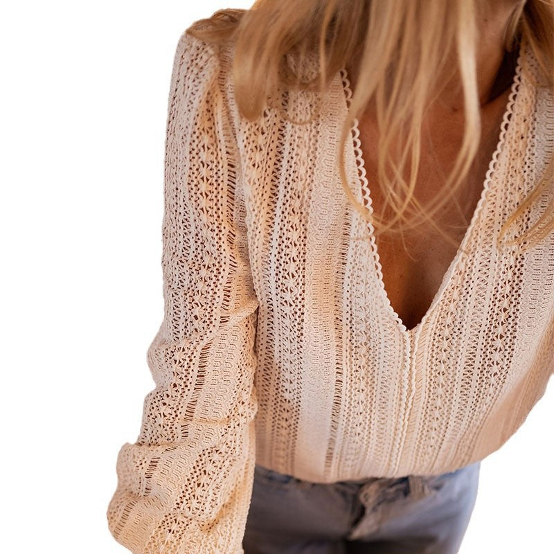 Chemise Longue à Manches Longues – Col V Raffiné
