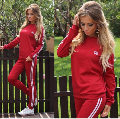 Regina – Ensemble sporty chic à l’élégance royale