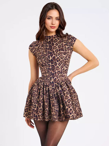 Robe Victoire Élégance Fauve Assumée