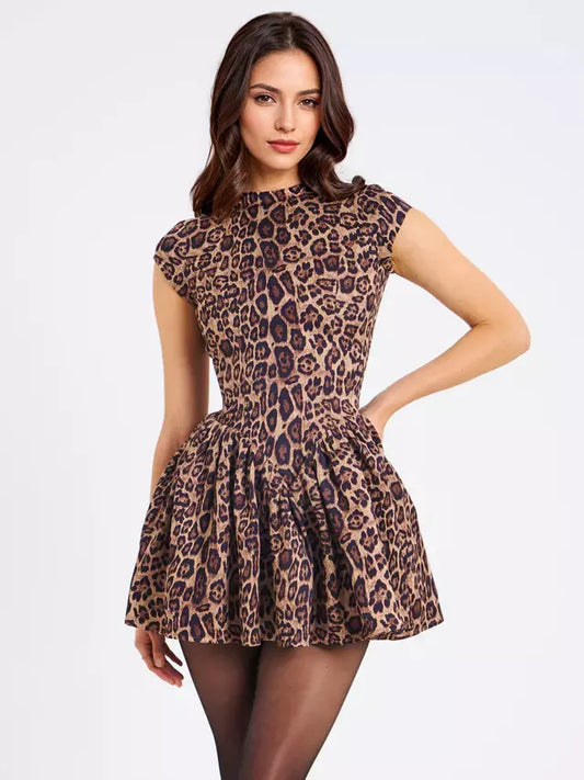 Robe Victoire Élégance Fauve Assumée