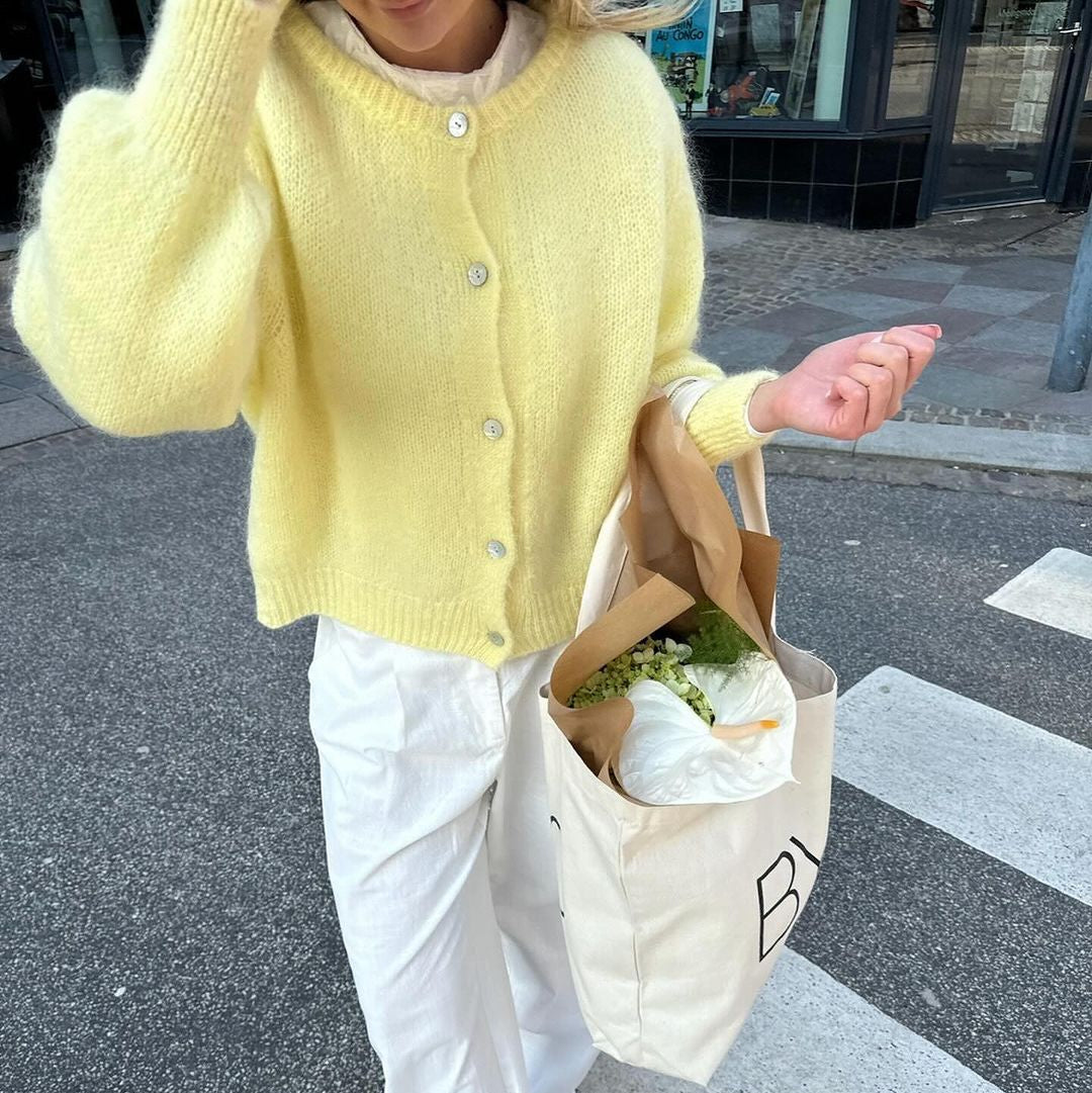 Cardigan court en tricot | Essentiel chic