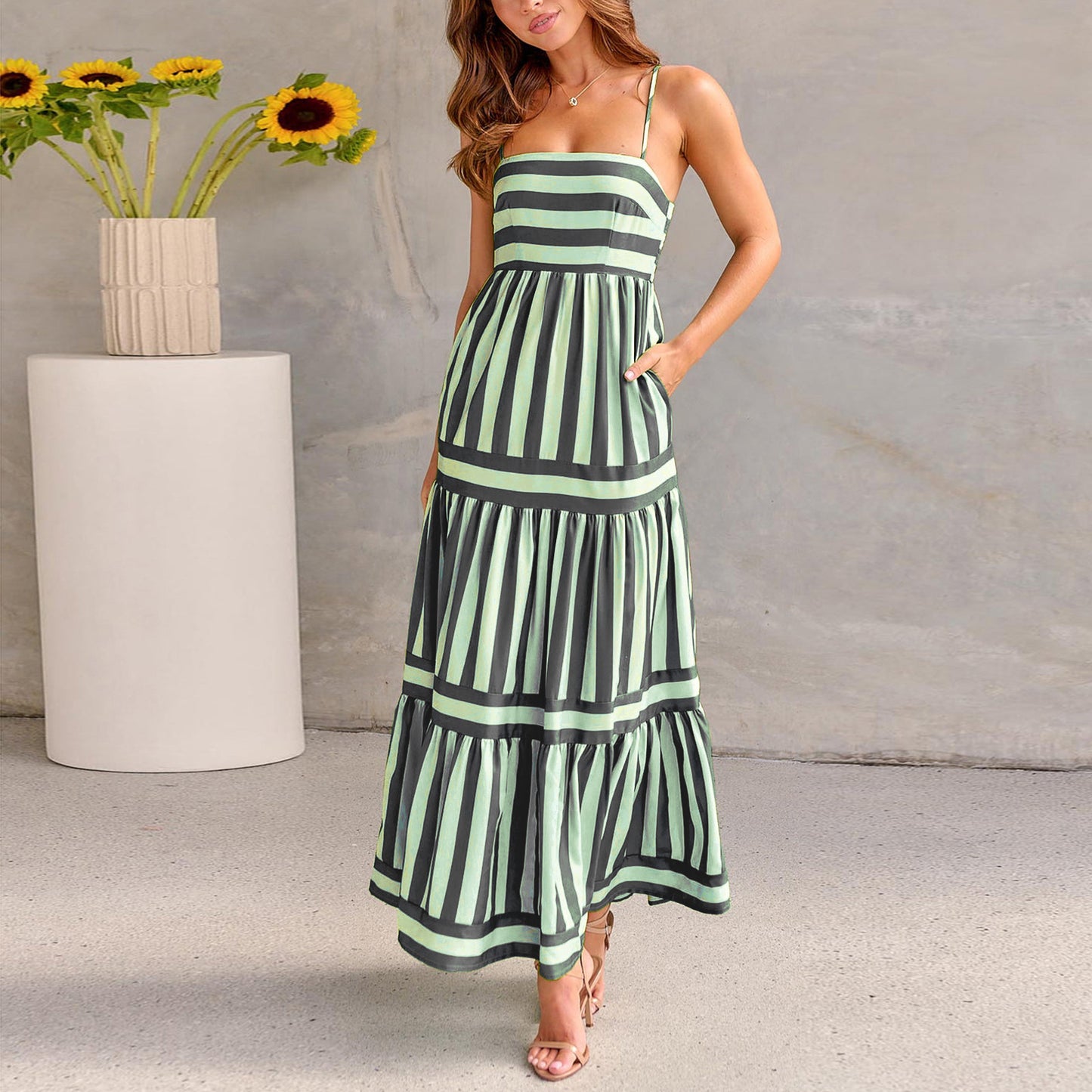 Robe Longue Rayée À Bretelles Avec Poches