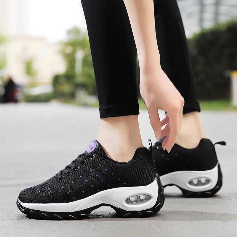 CHAUSSURES DE MARCHE ORTHOPÉDIQUES